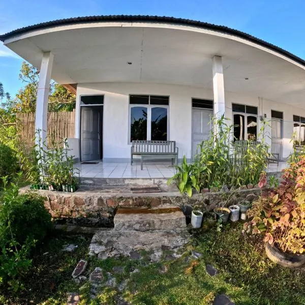 Hidayah homestay, hotel a Kelimutu