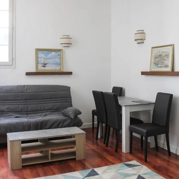 Flat near Galeries Lafayette