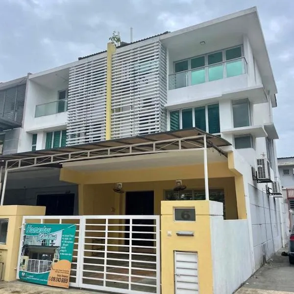 Homestay Raudhah, Taman Gombak Ria, hotel v destinaci Batu Caves