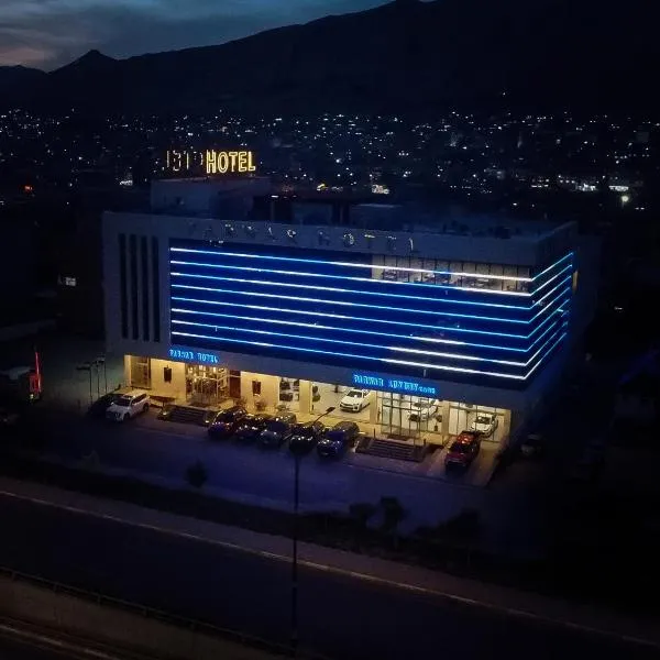 Parwar Hotel, hotel en Duhok