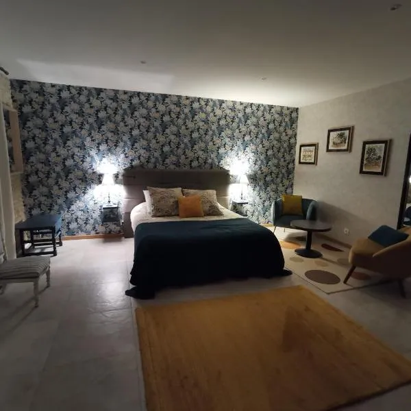 Chambre de l'Iris, hotel v destinaci Sainte-Croix-sur-Mer