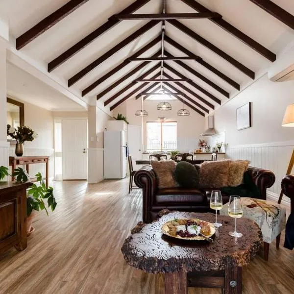 Maison Magnolia; Character Townhouse in the centre of Margaret River, hotel in Margaret River