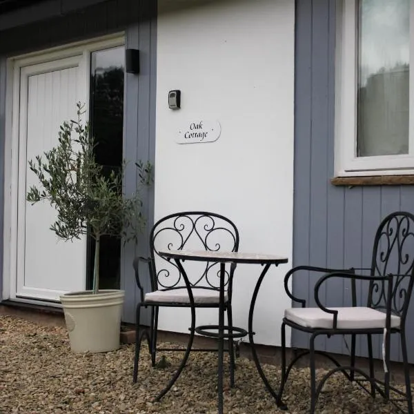 Oak Cottage - Perfect for Golfing, Walking & Relaxing, hotel v destinaci Abergavenny