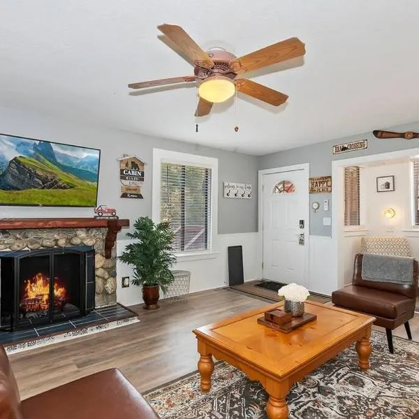 빅 베어 시티에 위치한 호텔 Cabin Big Bear getaway w/ Patio Balcony/ BBQ Grill