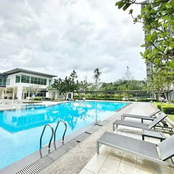 Free Wifi Kuching Mjc Batu Kawa Apartment, hotel in Kuching