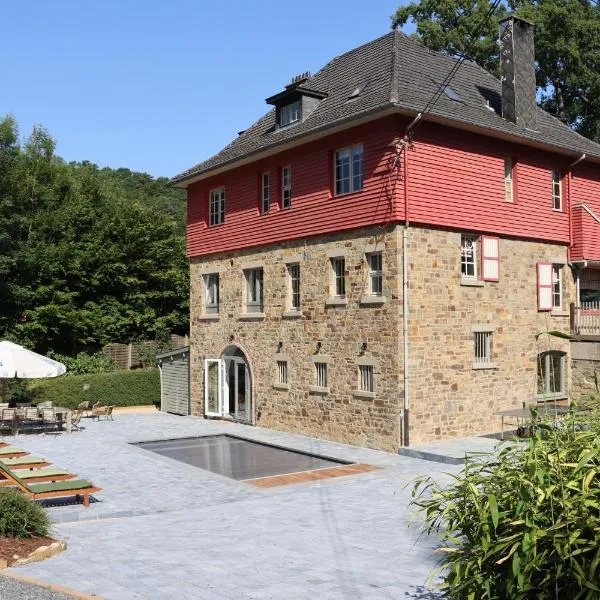 Le Chalet du Lac de Warfaaz, hotel in Jalhay
