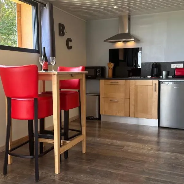 Les gîtes du Canal du midi - Gîte Bois & Cailloux, hotel a Montgaillard-Lauragais