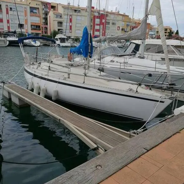 Dormir sur un bateau, hotel v destinaci Cap d'Agde