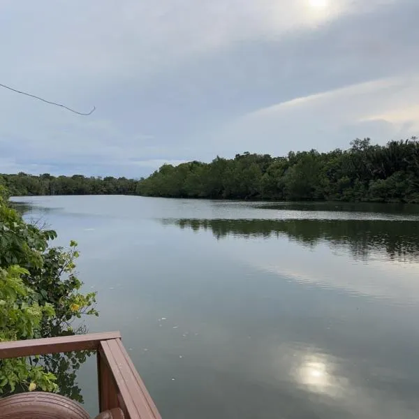 Sungai endau bilik homestay, hotel em Padang Endau