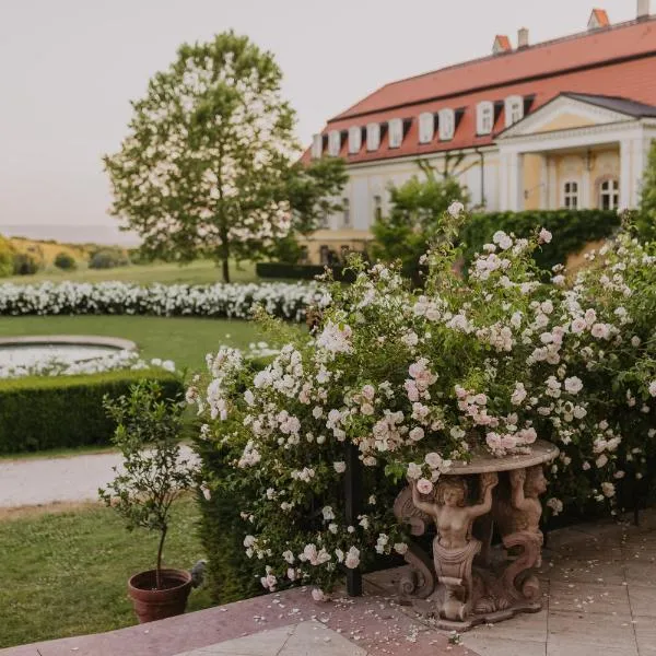 Hotel Château Bela, hotel in Belá