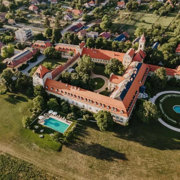 Hotel Château Bela, hotel in Belá
