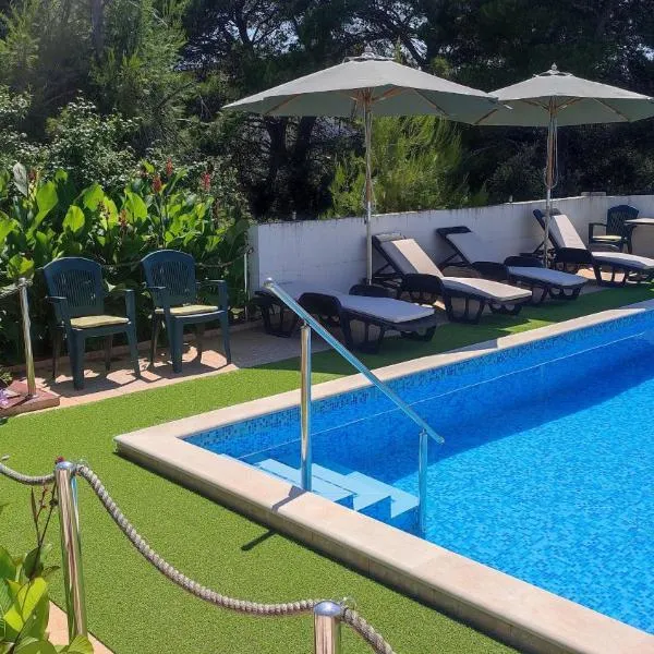 Apartments Villa Velin, hotel en Primošten