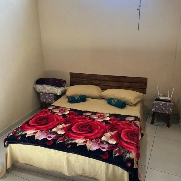 Casa do Marquinho, hotel in Aparecida