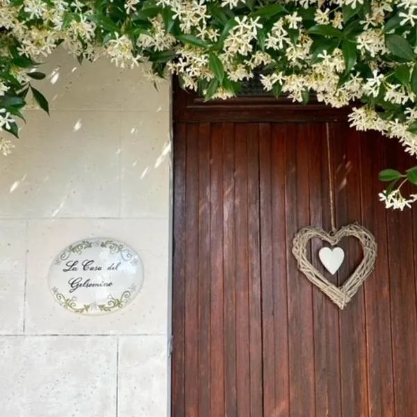 La Casa del Gelsomino, hotel em Acquaviva Picena