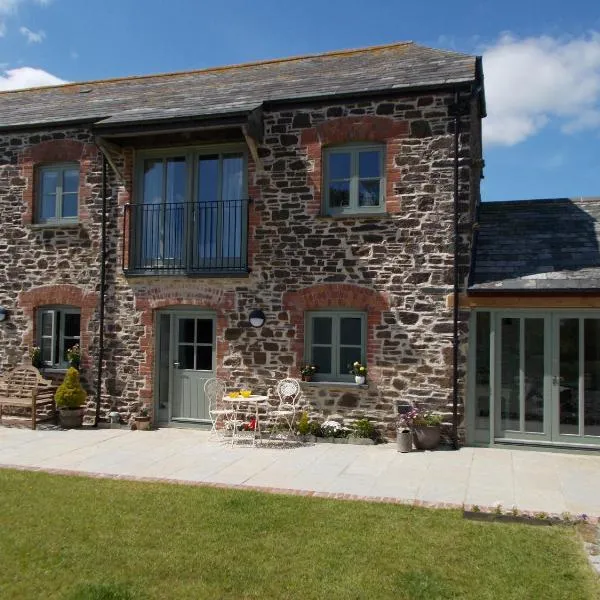 The Barn At Collacott, hotel in North Petherwin