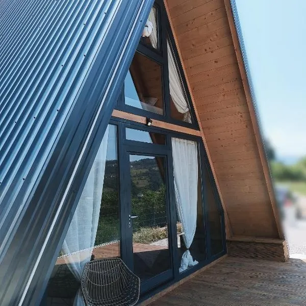 Stone Chalets - TERRA, hotel v destinaci Jajce