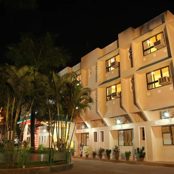 Hotel Ravikiran Alibaug, hotel u gradu Alibaug