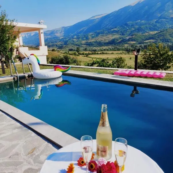 Villa Xheni, hotel v destinaci Fshati i Ri