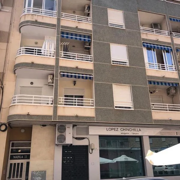NABILA9, hotel in Torrevieja