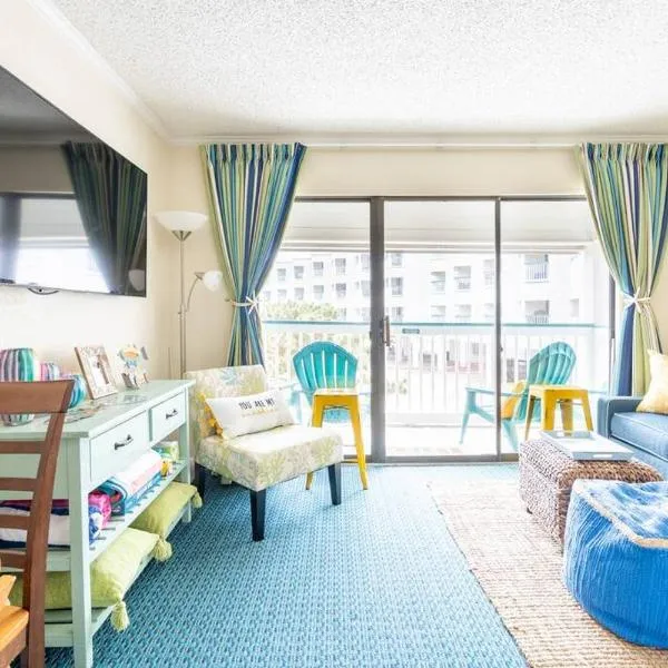 GypSEA Blu Beach Condo Steps to the Beach、ガルベストンのホテル