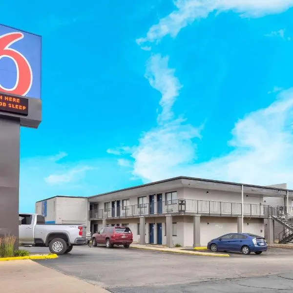 Motel 6-Villa Park, IL - Chicago West, hotel in Downers Grove