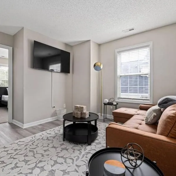 Family-Friendly Raleigh Home, Close to Downtown, hotel in Raleigh