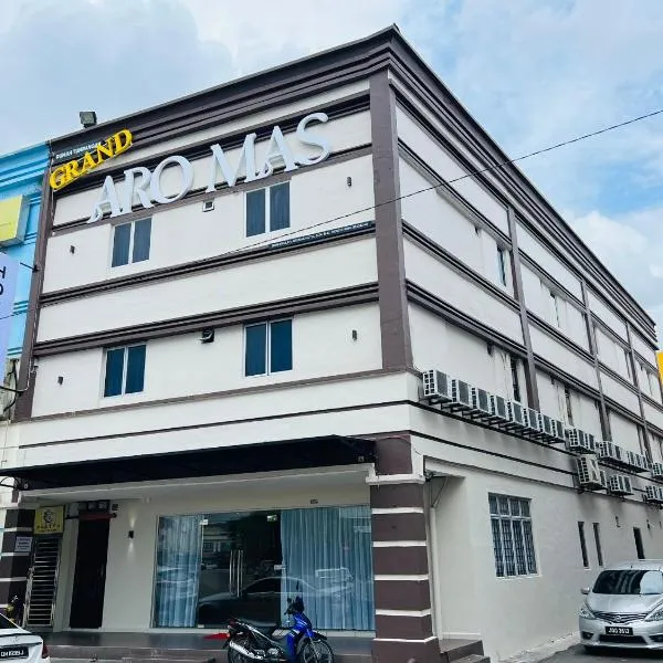 GRAND AROMAS, hotel sa Kangkar Lanjut