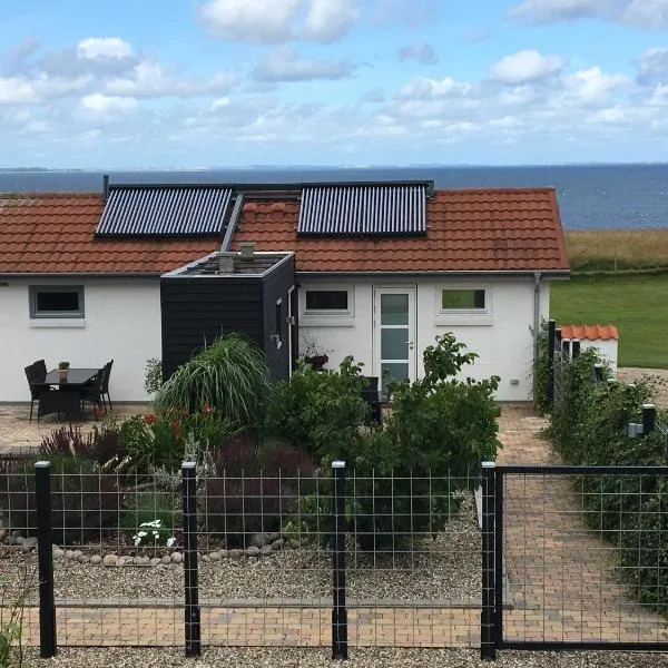 Casa Uno North - Nice appartement for two with sea view, hotel v destinaci Farsø