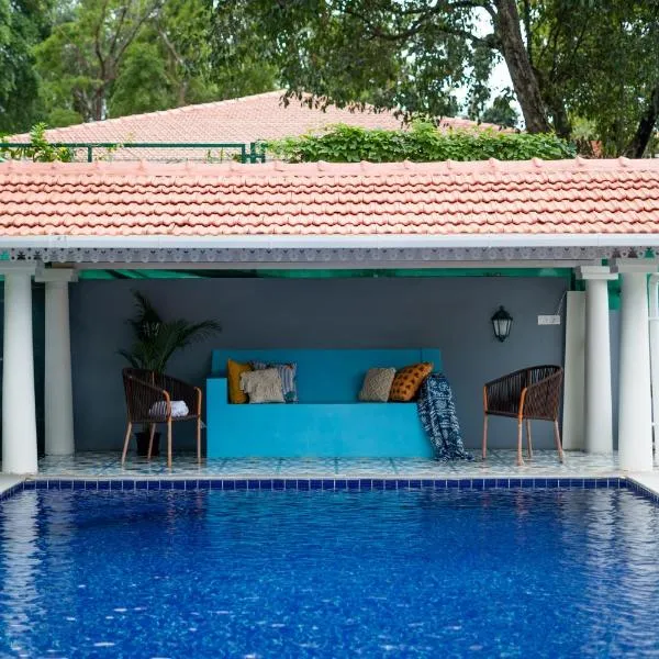 ELIVAAS 5 BHK with Pvt Pool, Entertainment Room & Glass House - Bludoor, hotel i Marmagao