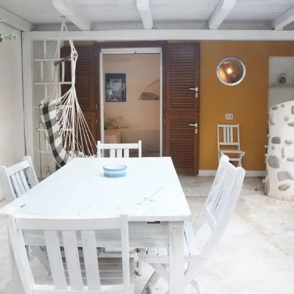 Marbnb Appartamenti Ponza Centro porto Appartamento Dependance, hotel in Ponza