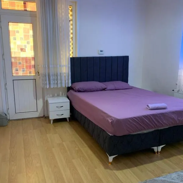 Apartment 3 bedrooms, hotel in Çiftlikköy