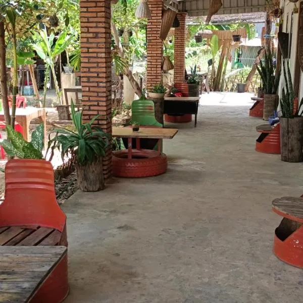 Happy Homestay - Local Vibe, hotel v destinaci Phumĭ Puŏk Chăs