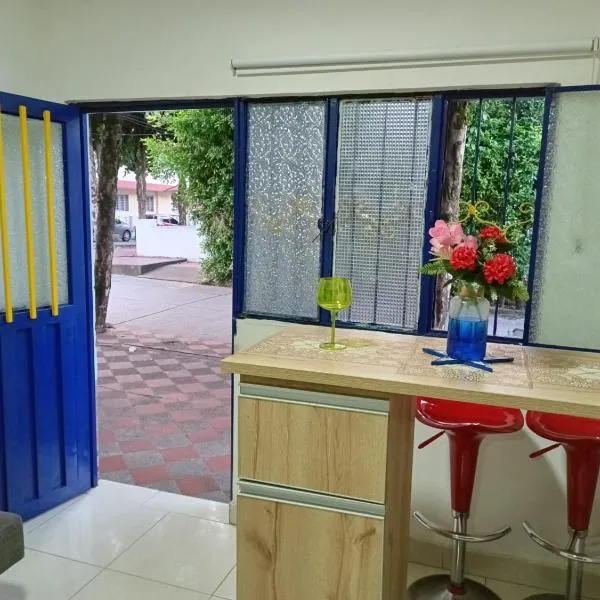 Aparta estudio 101 primer piso, hotel v destinaci Ibagué