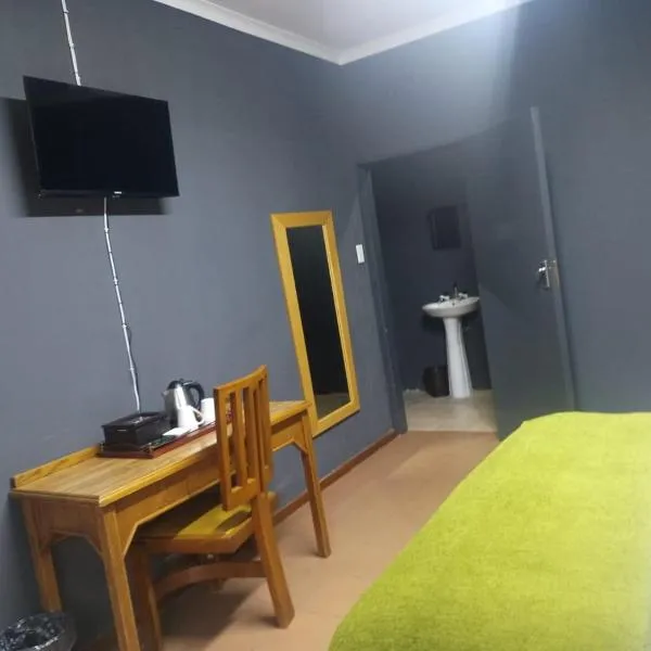 Oteng Guest House, Hotel in eMakhazeni