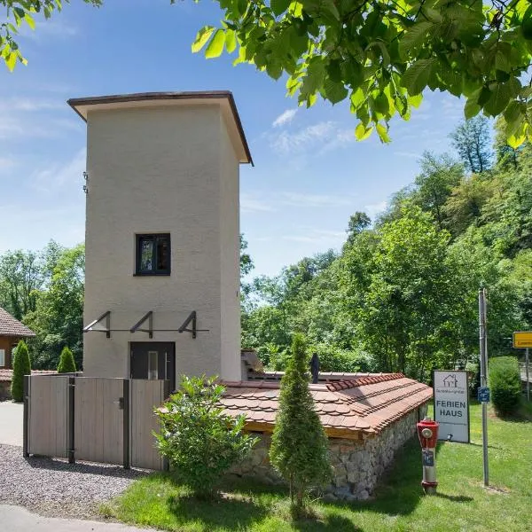 Gutenburgturm 18qm auf 3 Etagen, hotel v destinaci Waldshut-Tiengen