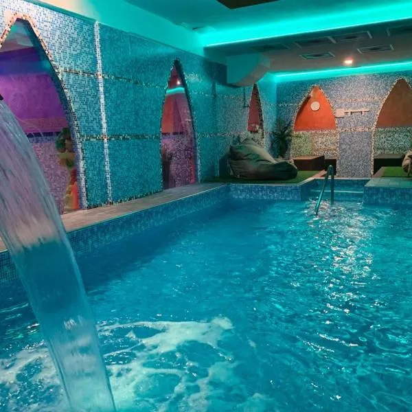 Impero Hotel Beauty & Spa - Bike Hotel, hotel en Cantello