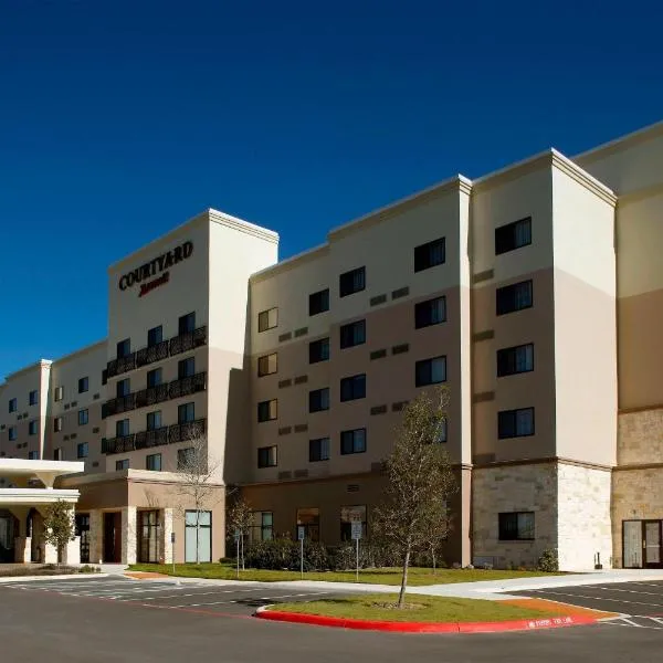 Courtyard by Marriott San Antonio Six Flags at The RIM – hotel w mieście San Antonio