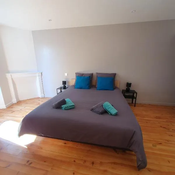 Appartement chic et cosy, hotel in Authézat