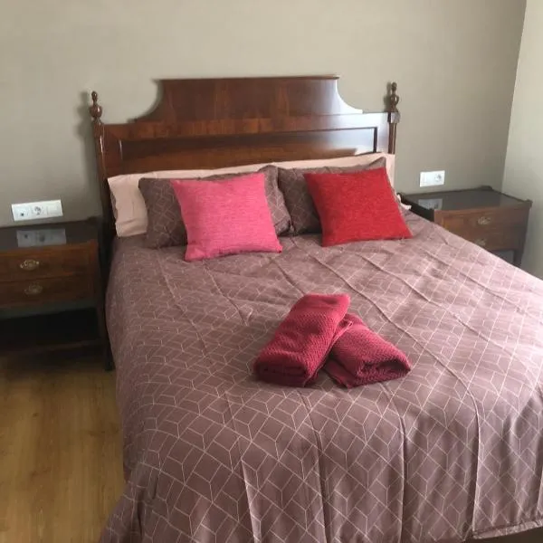 Casa Candelaria, hotel Arguedasban
