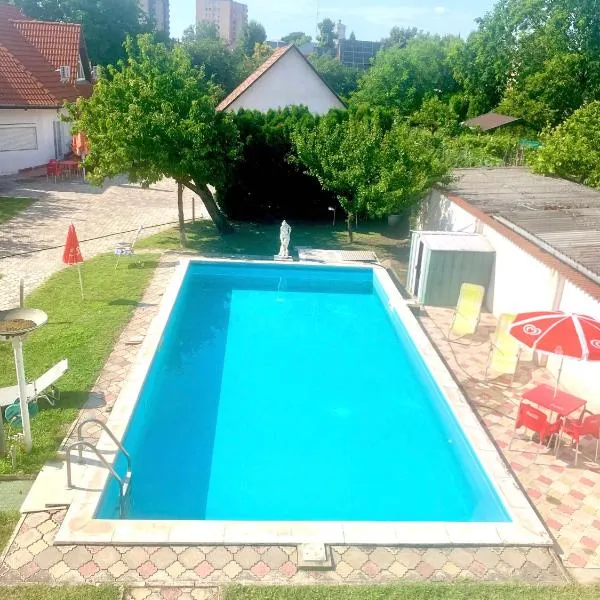Peter's Apartments Siófok, hotel en Siófok