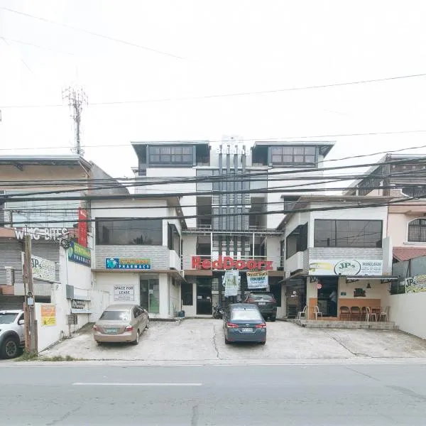 트레스 마르티레스에 위치한 호텔 RedDoorz RJs Bldg near Lyceum Gen Trias Cavite