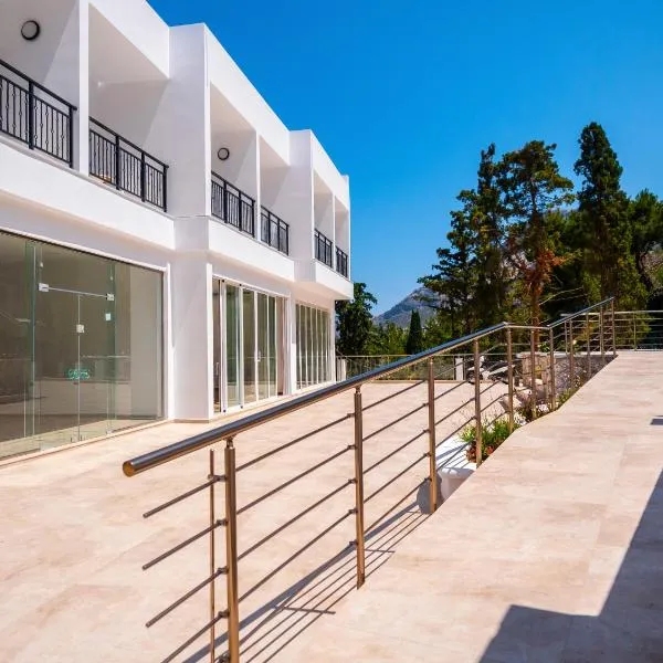 Plaza Hotel, hotel v destinaci Masouri