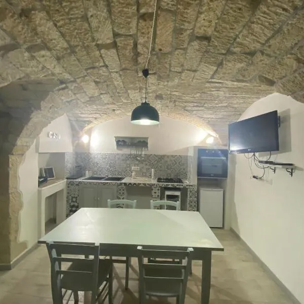 Casa degli ulivi – hotel w mieście Cuglieri