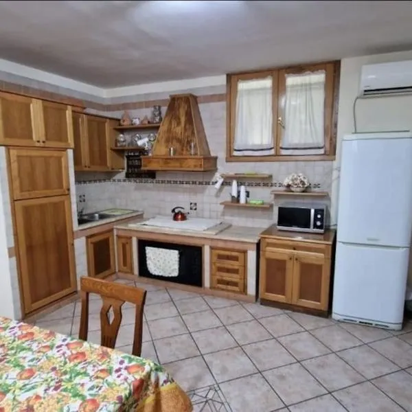 Casa Erre，位于Lusciano的酒店