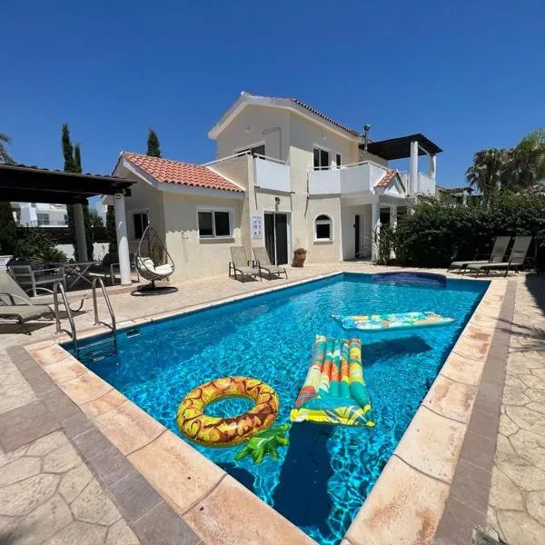 Villa Tamara with Private Pool, khách sạn ở Peyia