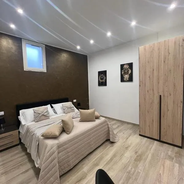 GoldenHouse, hotel in Naples