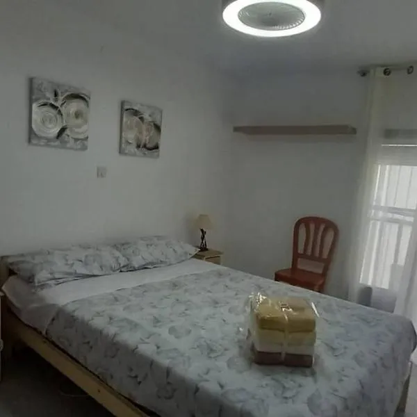 La casa del Puente, hotel in Candeleda