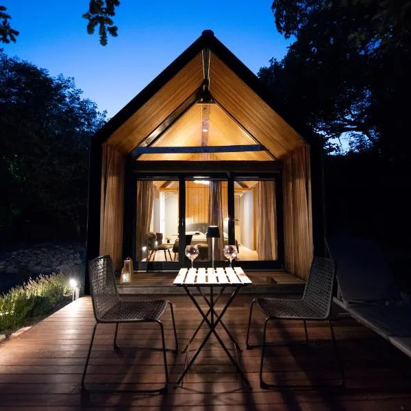 Moon - Tiny house from Callin Wines, מלון בסזאנה