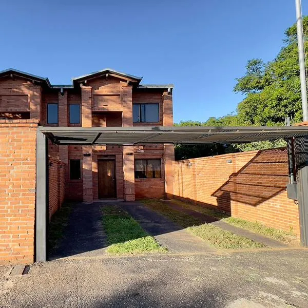 Duplex Ycua San Carlos, Luque - a 10 minutos de Aeropuerto, hotel v destinaci Luque