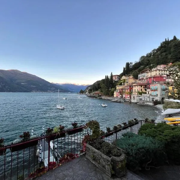 Varenna by Foot (no Taxi / Car needed), hotel in Varenna